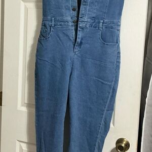 NWT Fashion Nova Denim Cutie Jumpsuit Medium Wash